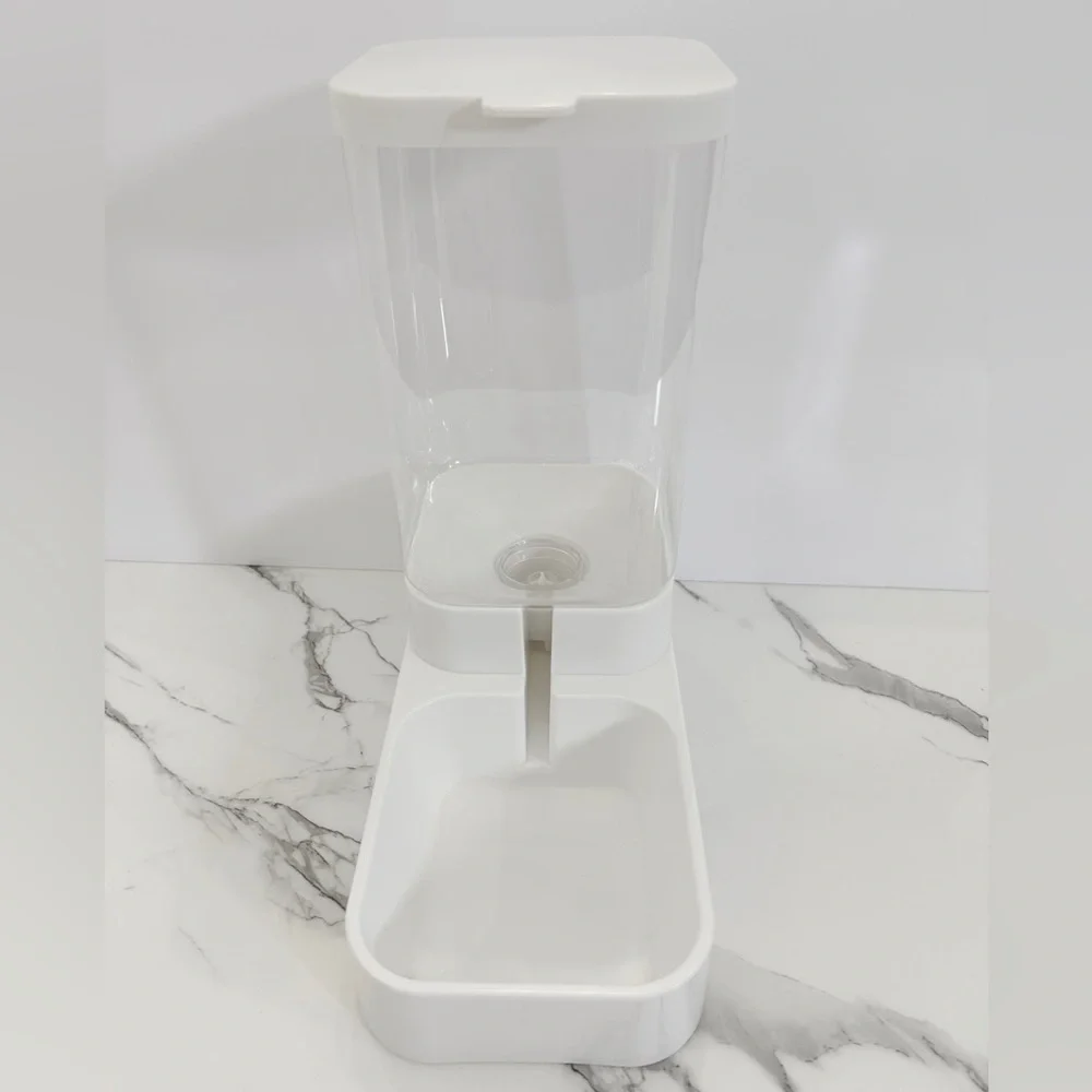 Pet Water Dispenser